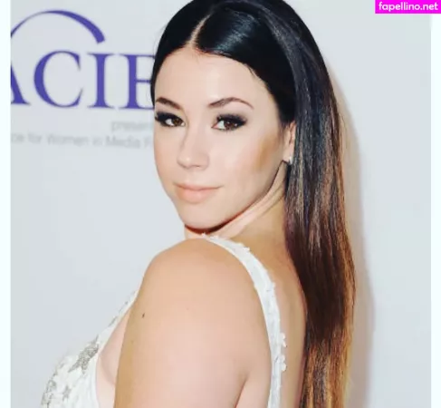 Jillian Rose Reed OnlyFans Thumbnail #mFEw6bF9wD