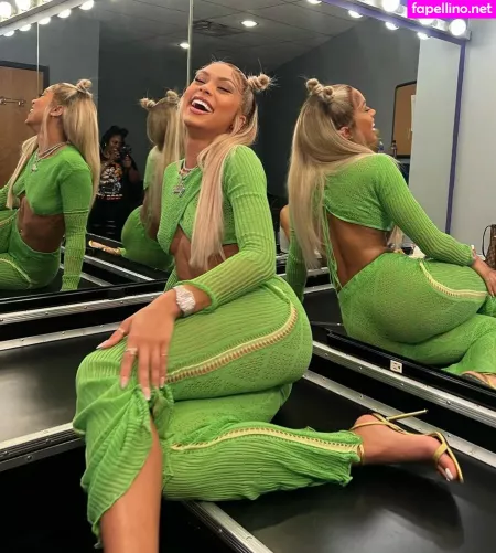 Jilly Anais OnlyFans Thumbnail #ReBTJ01t2f