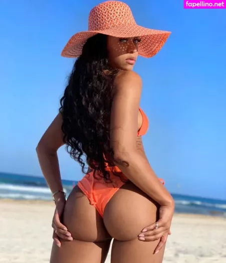 Jilly Anais OnlyFans Thumbnail #RsQFEodvdI