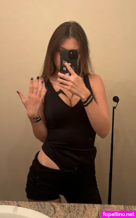 Jillynozomi OnlyFans Thumbnail #Q1kQfYodk1