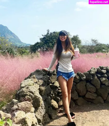 Jinnnyk OnlyFans Thumbnail #UrpGDlJdwF