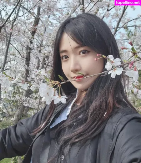 Jinnytty 1 OnlyFans Thumbnail #3hhWzLDyTE