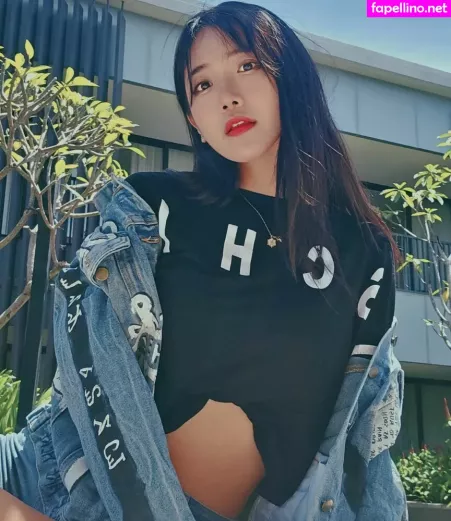 Jinnytty 1 OnlyFans Thumbnail #EwqTu1qBPz