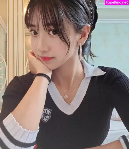 Jinnytty 1 OnlyFans Thumbnail #GjWPFYeHyb
