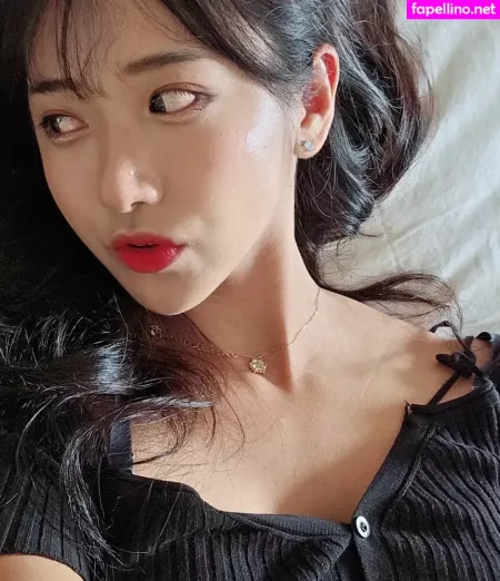Jinnytty 1 OnlyFans Thumbnail #V886KDJdKe