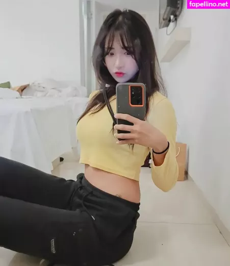Jinnytty 1 OnlyFans Thumbnail #tHseQ8tFmW