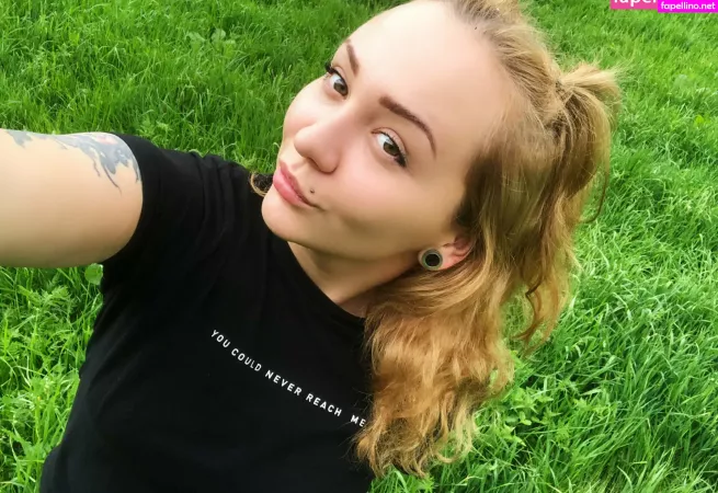Jinx Roses OnlyFans Thumbnail #Wvj8B9g4L9