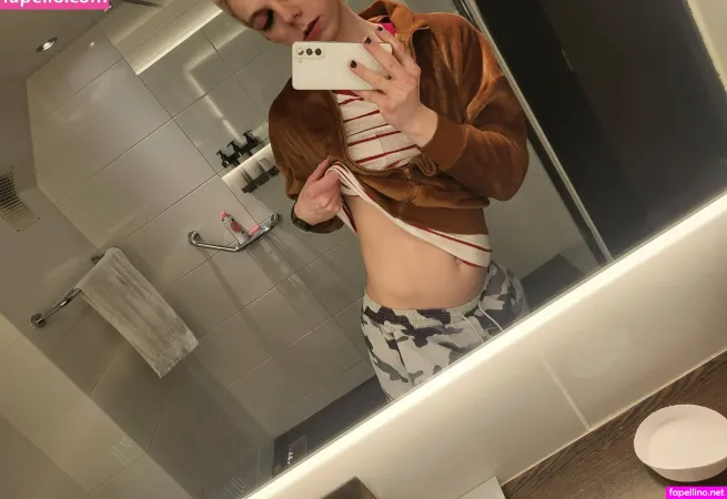 Jinx Xxx OnlyFans Thumbnail #6LKSKdWu8n