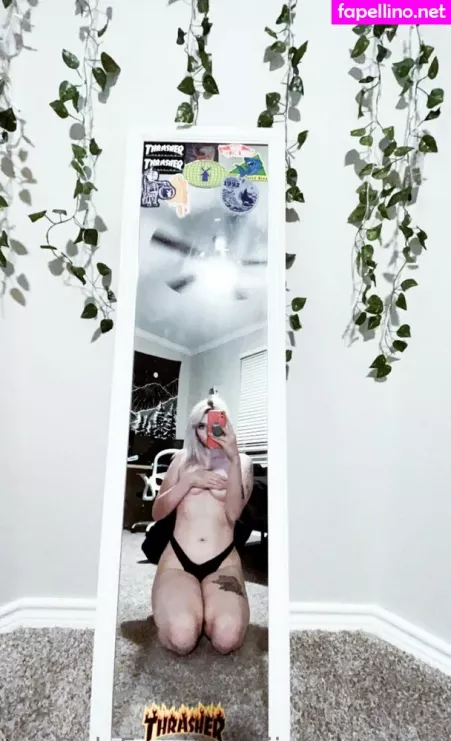 Jisatsu Waifu OnlyFans Thumbnail #VgNih0SMhE