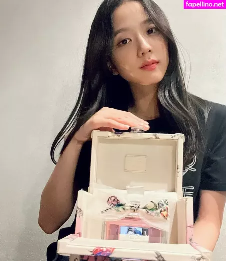 Jisoo OnlyFans Thumbnail #HcKVM9X1UN