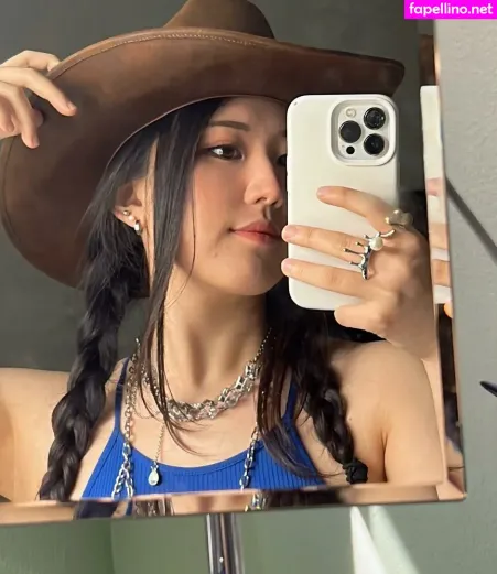 Jisuartist OnlyFans Thumbnail #DKGA6H4xJ7