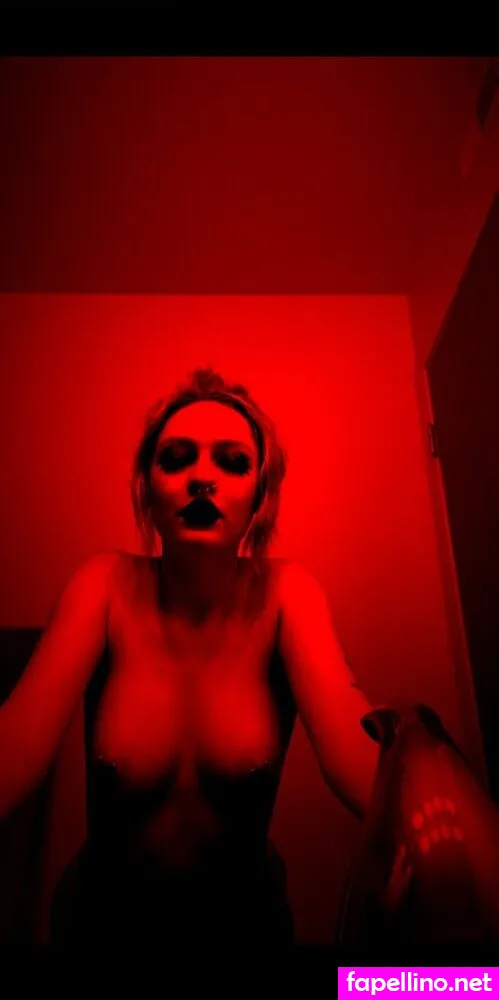 ittybittybugg_, jitterybug, salemthebugg Nude Leaked OnlyFans Photo #BLdYYm3x6n