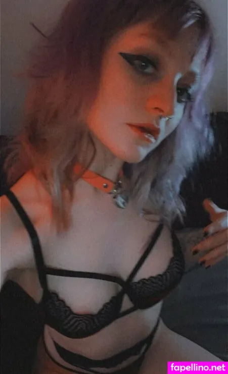 Jitterybug OnlyFans Thumbnail #d9n5XvfTEk