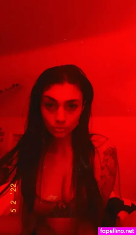 Jiweenie OnlyFans Thumbnail #GXVNVPTkxj