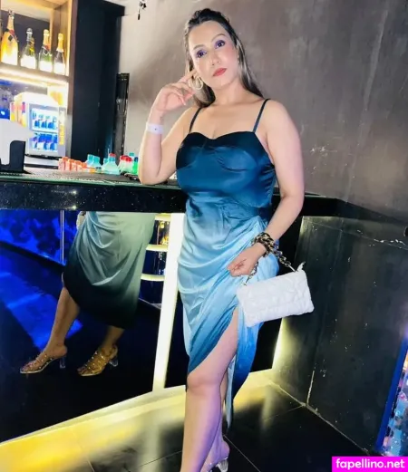 Jiya Popat OnlyFans Thumbnail #J4HW7kwY20