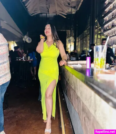 Jiya Popat OnlyFans Thumbnail #Lo5WrFpKQS