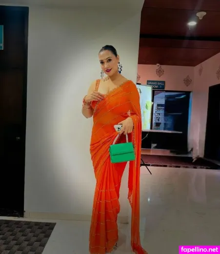 Jiya Popat OnlyFans Thumbnail #MJqqd3Rkos