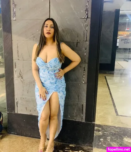 Jiya Popat OnlyFans Thumbnail #wZhvQ5AIJ3