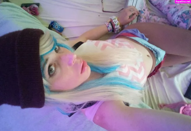 Jizzyjennaa OnlyFans Thumbnail #ELwSmljQ07