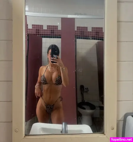 Jjjjennaa OnlyFans Thumbnail #yXWPmAuPsp