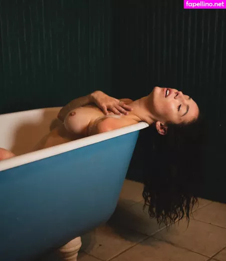 Jjuuulless OnlyFans Thumbnail #WgyeyJwtiK