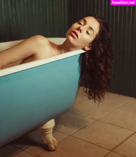 Jjuuulless OnlyFans Thumbnail #ZM4kHoHs6P