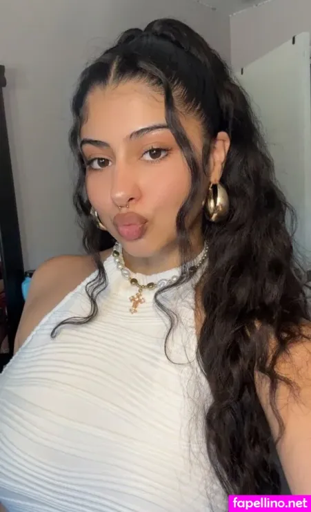 Jnereyyy OnlyFans Thumbnail #LnLLk8tmF6