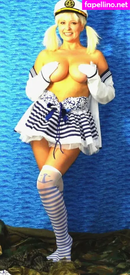 Jo Guest OnlyFans Thumbnail #4yA2Gd3AtB