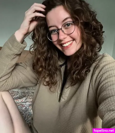 Jo Munroe 1 OnlyFans Thumbnail #8C7qL3e2kU