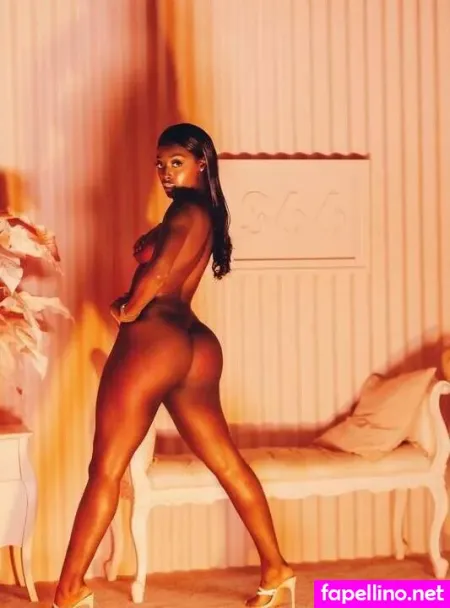 Joa Nova OnlyFans Thumbnail #EOK7AitXF8