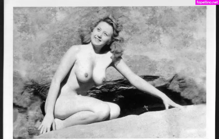 Joan Blondell OnlyFans Thumbnail #bSPKmpRYic