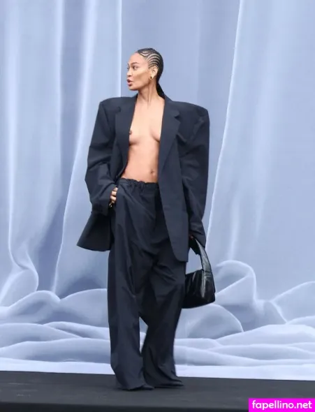 Joan Smalls OnlyFans Thumbnail #4hWDdqvDBU