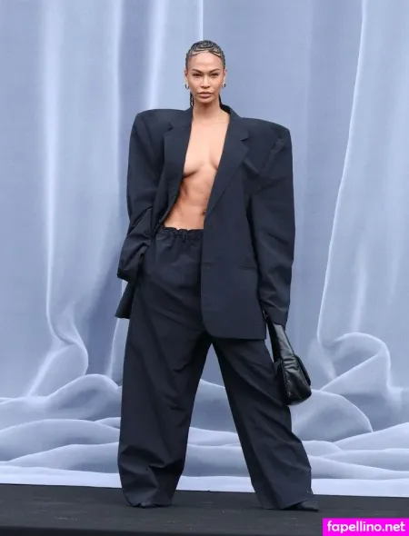 Joan Smalls OnlyFans Thumbnail #FKm8atBqdZ