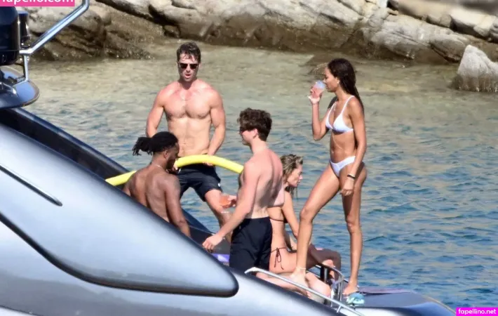 Joan Smalls Main Profile Photo