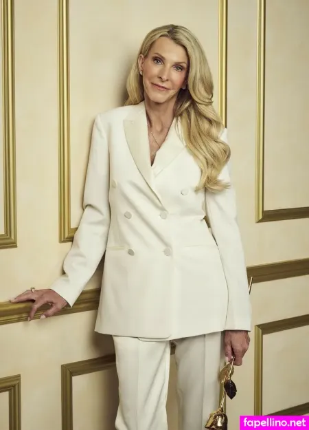 Joan Vassos OnlyFans Thumbnail #F74MA0saK0