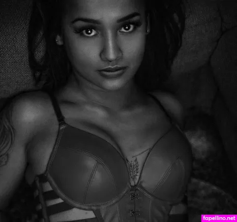 Joana 1994 OnlyFans Thumbnail #HKBbxg6pzZ