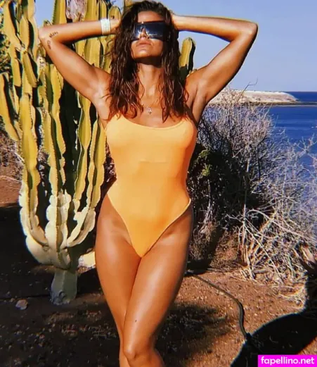 Joana Alvarenga OnlyFans Thumbnail #QKsFnCzTgf