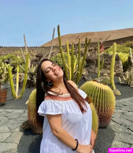 Joana Jorge OnlyFans Thumbnail #3nUIE9MoYO