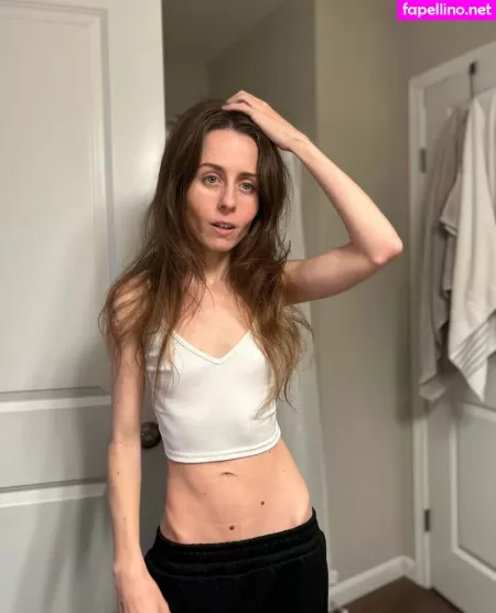 Joana Poppe OnlyFans Thumbnail #u1OiMr4Ffk