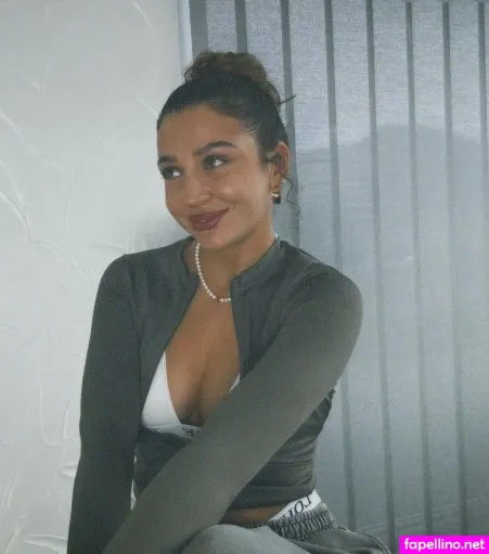Joana Salamone OnlyFans Thumbnail #EjW2NnCDiN