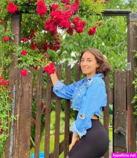 Joanachlips OnlyFans Thumbnail #C9OmFx5O9U
