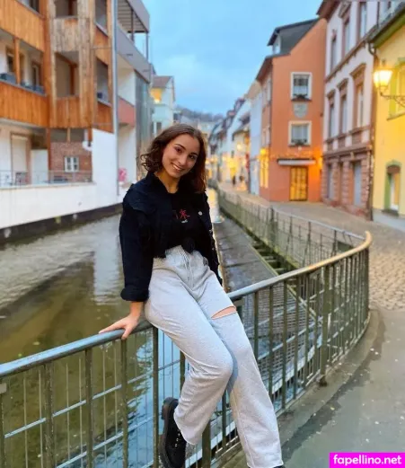 Joanachlips OnlyFans Thumbnail #foZ0cKg4Kp