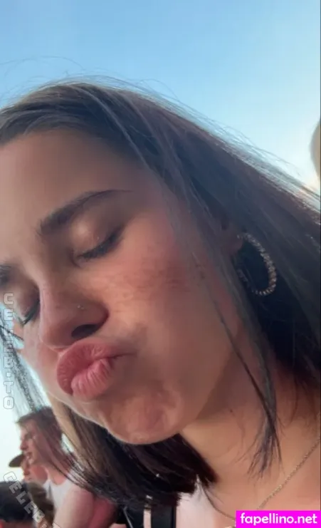 Joanax2003 OnlyFans Thumbnail #0ElGbyi3aT