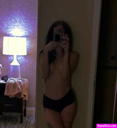 Joanie OnlyFans Thumbnail #6jhmpfJ1SO