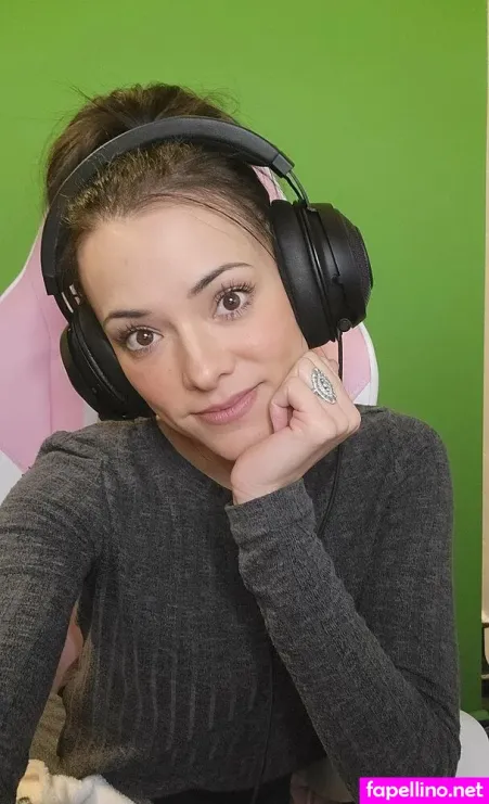 Joaniebrosas OnlyFans Thumbnail #ffsORwnbBO