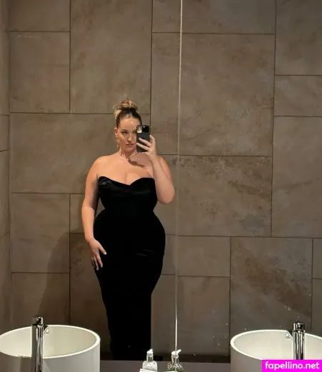 Joann Van Den Herik OnlyFans Thumbnail #64bmJU4ACd