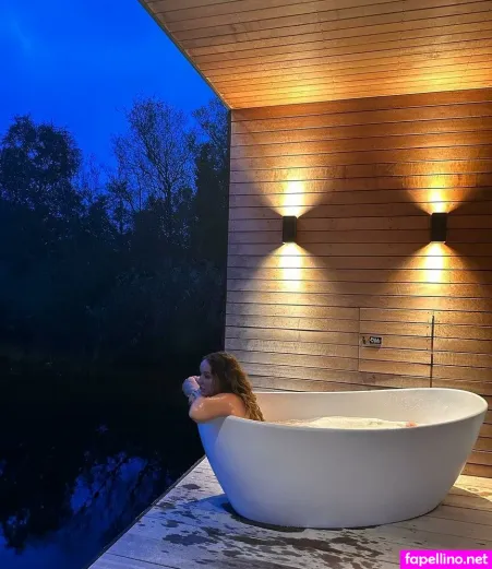 Joann Van Den Herik OnlyFans Thumbnail #zGFTC22bUC