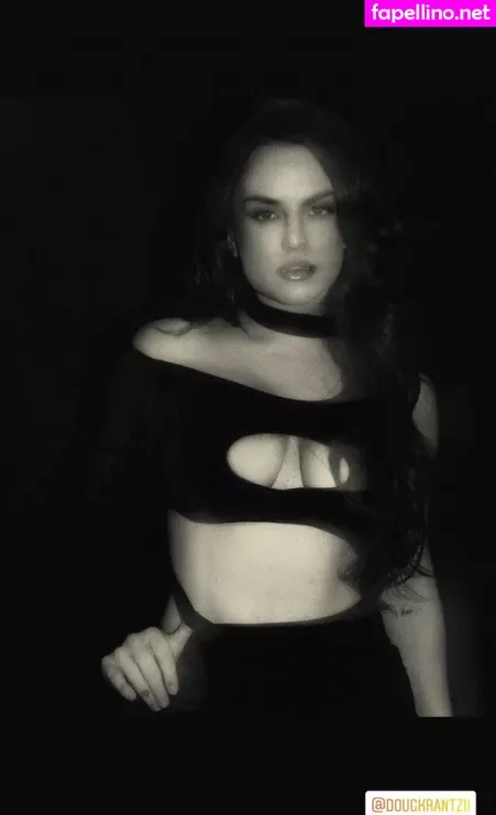 Joanna Levesque OnlyFans Thumbnail #OtgzxzoCix