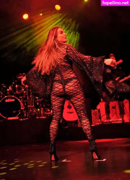 Joanna Levesque OnlyFans Thumbnail #qtW3fT5x77