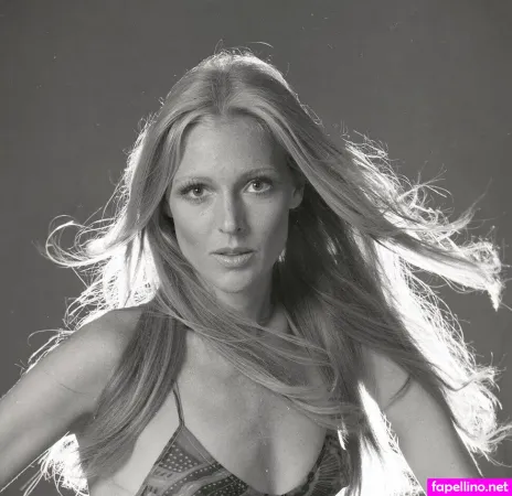 Joanna Pettet OnlyFans Thumbnail #vyP4Sk1j5H